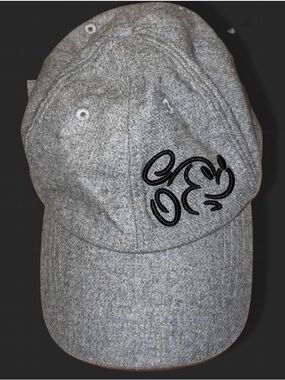 Disney Parks Cap Mickey Mouse Gray Wool Blend Hat with Label